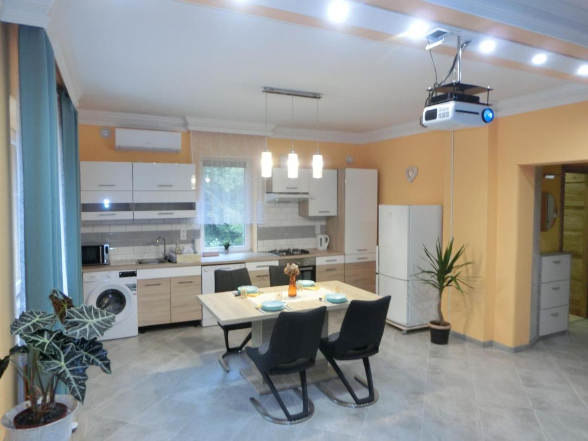 Pilis Apartman Piliscsaba 외부 사진