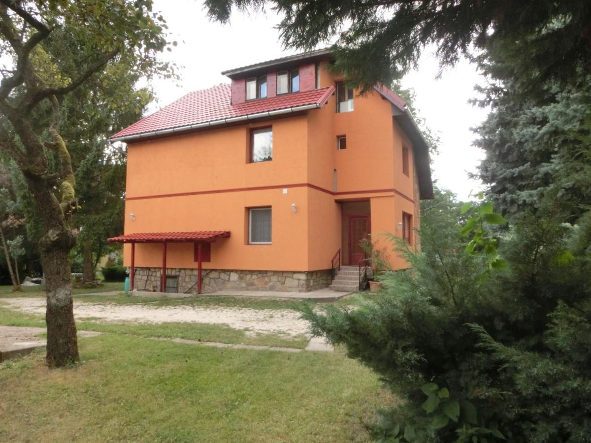 Pilis Apartman Piliscsaba 외부 사진